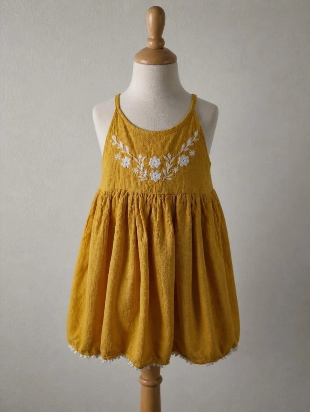 Joie Little Girls Size 4 Yellow Dress Embroidered Button Back Sleeveless Tassled